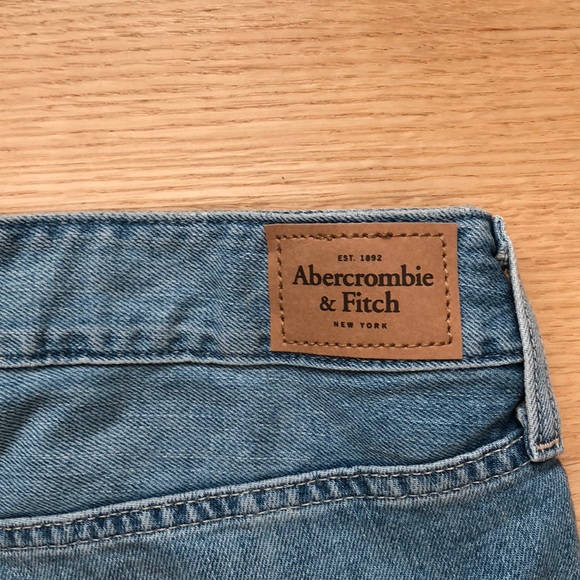 Abercrombie&Fitch jean shorts - Picture 3 of 4